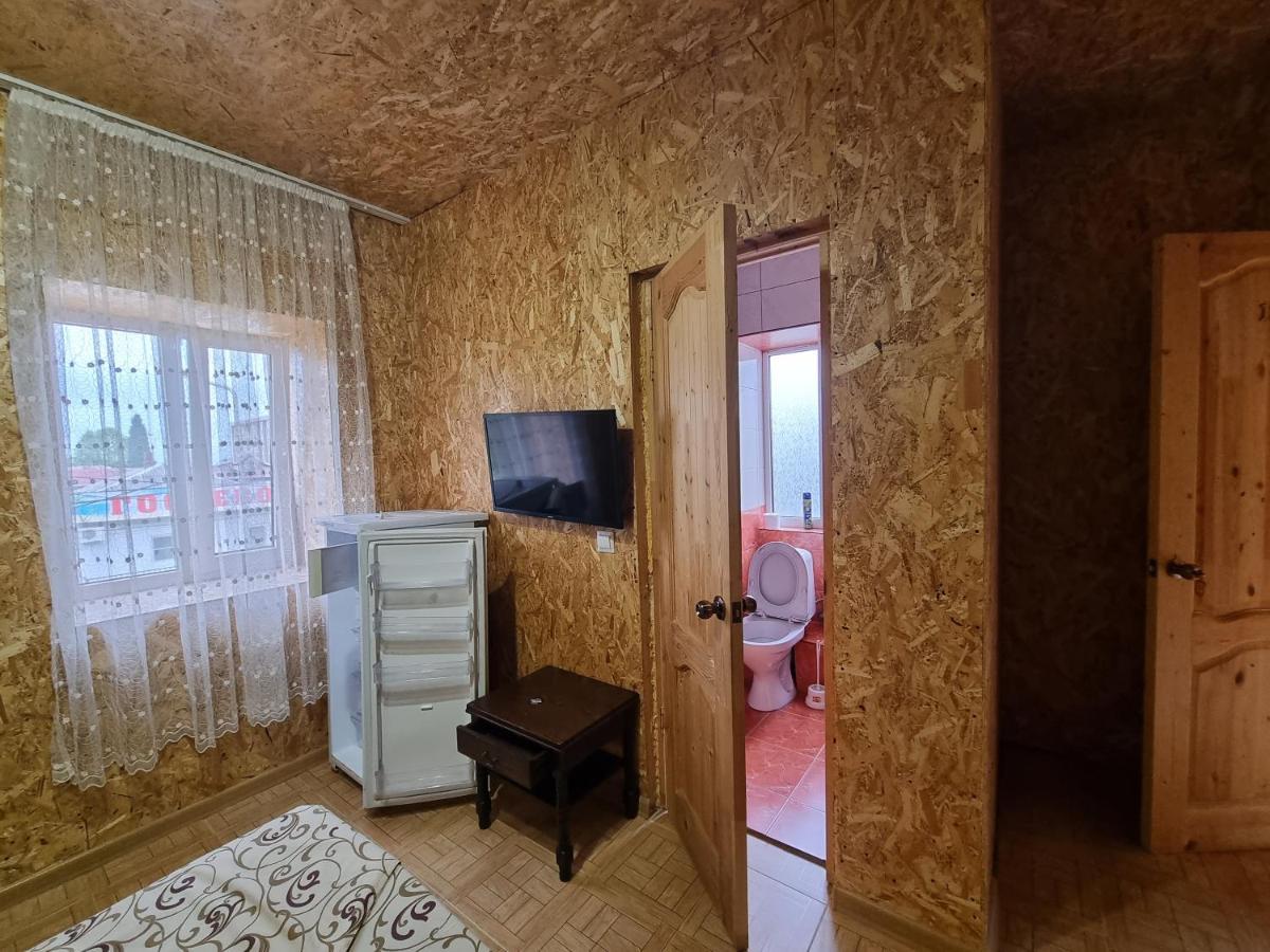 Hôtel White House à Gagra Extérieur photo